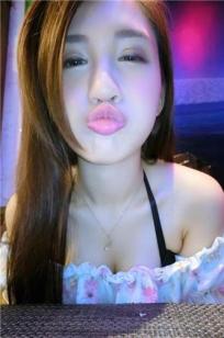 言华(Vivi言華)人个资料微博生活照,言华 Vivi言華图片写真集