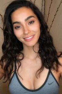 Adrianne Ho人个资料微博生活照,Adrianne Ho 图片写真集