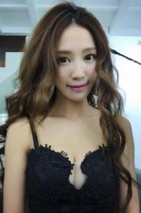 玛儿(Emma Jiang)人个资料微博生活照,玛儿 Emma Jiang图片写真集