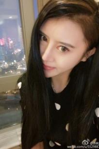 乔利jolly(jolly)人个资料微博生活照,乔利jolly 图片写真集