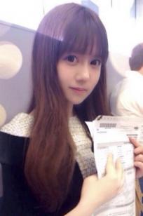 赖诗滢(Ris,shiying)人个资料微博生活照,赖诗滢 图片写真集