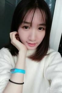 权懵懵(poppy)人个资料微博生活照,权懵懵 黑泡少女o萱美图片写真集