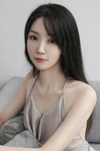 小桃子(Xiao Tao Zi)人个资料微博生活照,小桃子 图片写真集