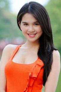 邓玉贞(Tran Thi Ngoc Trinh)人个资料微博生活照,邓玉贞 Tran Thi Ngoc Trinh Ngoc Trinh Cô Bé Ăn Hàng图片写真集