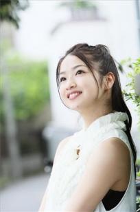 提坂笑加(Emika Sagesaka)人个资料微博生活照,提坂笑加 Emika Sagesaka图片写真集