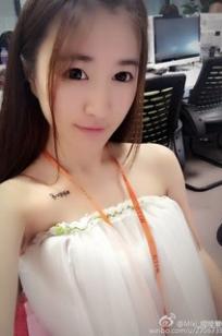 叶欣娅(Miki)人个资料微博生活照,叶欣娅 Miki,娅娅爱吃糖图片写真集