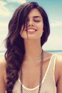 萨拉·桑帕伊奥(Sara Sampaio)人个资料微博生活照,萨拉·桑帕伊奥 Sara Sampaio图片写真集