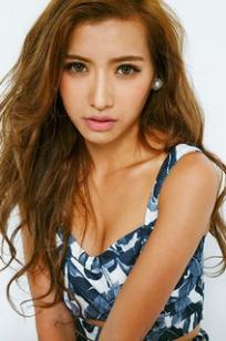 越川真美(Mami Koshikawa)人个资料微博生活照,越川真美 Mami Koshikawa图片写真集