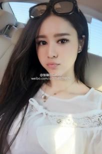 张馨月(Carina)人个资料微博生活照,张馨月 图片写真集