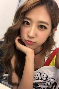 洪诗(洪诗涵)人个资料微博生活照,洪诗 洪诗涵图片写真集