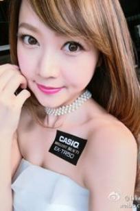 简帼仪(Lilian Kan)人个资料微博生活照,简帼仪 高岭之花图片写真集