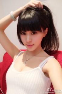 荣欣Christina(Christina)人个资料微博生活照,荣欣Christina 图片写真集