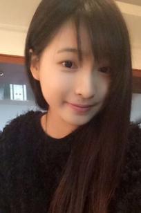 郑凌莉(Vivianzizi)人个资料微博生活照,郑凌莉 图片写真集