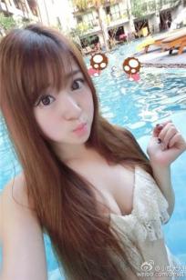 小包大人Bess(Bess)人个资料微博生活照,小包大人Bess 图片写真集