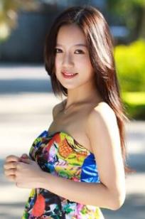 驴子(吕芷萱)人个资料微博生活照,驴子 吕芷萱图片写真集