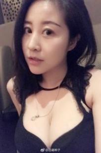 尤物女皇(希希)人个资料微博生活照,尤物女皇 希希图片写真集