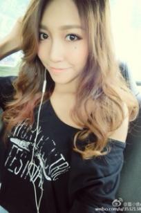 墨鱼诗(莫小魚mys)人个资料微博生活照,墨鱼诗 莫小魚mys图片写真集