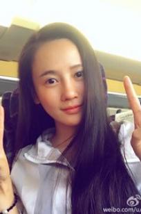 Sssss议(商议)人个资料微博生活照,Sssss议 商议图片写真集