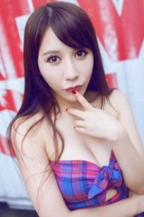 艾惟(AiWei)人个资料微博生活照,艾惟 图片写真集