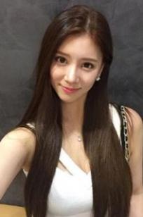 真艺英(Jin Yeyoung)人个资料微博生活照,真艺英 Jin Yeyoung图片写真集