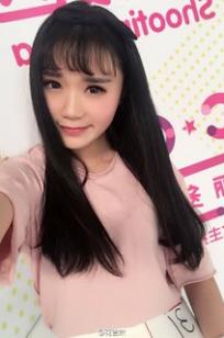 然花花(花吉然)人个资料微博生活照,然花花 花吉然图片写真集