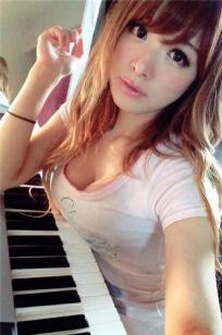 高木里代子(Riyoko Takagi)人个资料微博生活照,高木里代子 Riyoko Takagi图片写真集