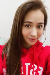 Julie忻怡(Julie)人个资料微博生活照,Julie忻怡 Julie啾莉图片写真集
