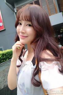 乐朵朵(Wendy)人个资料微博生活照,乐朵朵 图片写真集