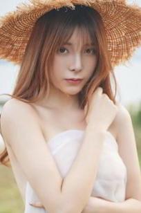 小语(Xiao Yu)人个资料微博生活照,小语 图片写真集