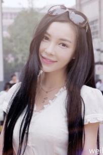 周文羽(Angela)人个资料微博生活照,周文羽 图片写真集