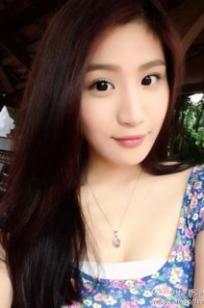 林芊妤(林婉霞)人个资料微博生活照,林芊妤 林婉霞 小咖女星梨图片写真集