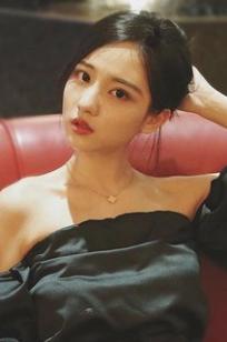 苏玉(Suyuyuyu)人个资料微博生活照,苏玉 Suyuyuyu图片写真集