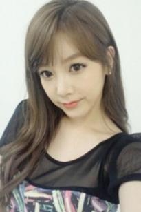 朴素妍(박소연)人个资料微博生活照,朴素妍 박소연 Park So Yeon 朴昭妍 朴仁静图片写真集