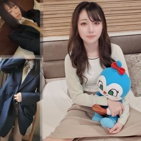 FC2-PPV-4697481 黑髮長髮的優等生。畢業後數年再次重逢，無套情色自拍