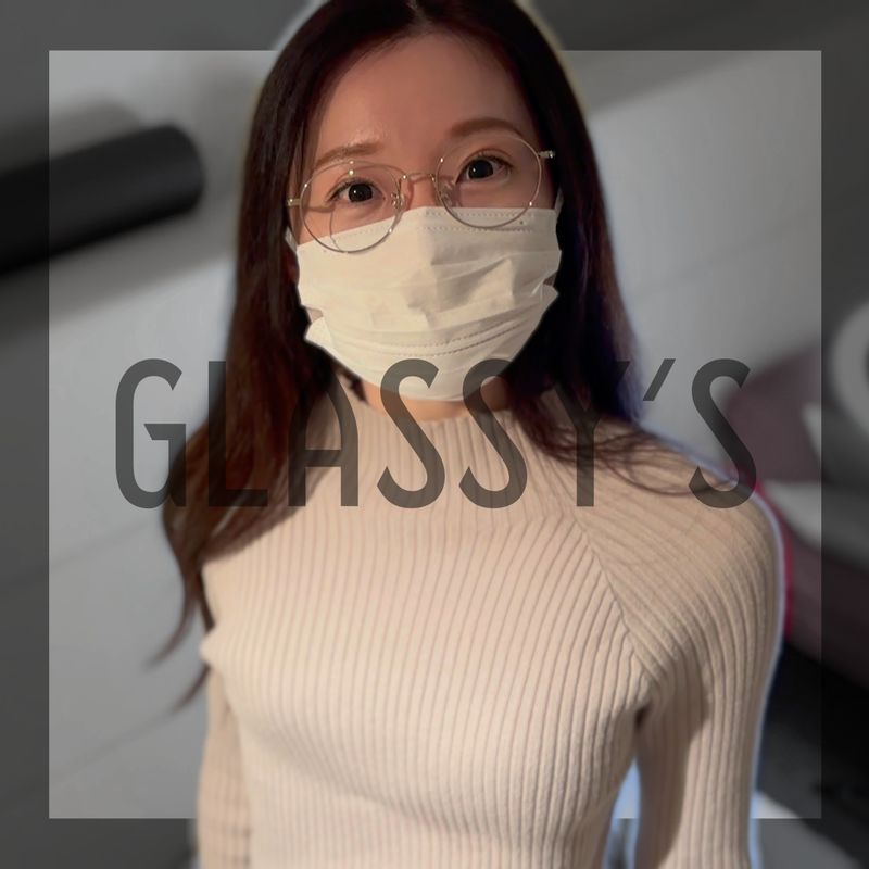 FC2-PPV-4691059 #20 可愛過頭的日本眼鏡美女與大量潮吹無套性愛│GLASSY'S