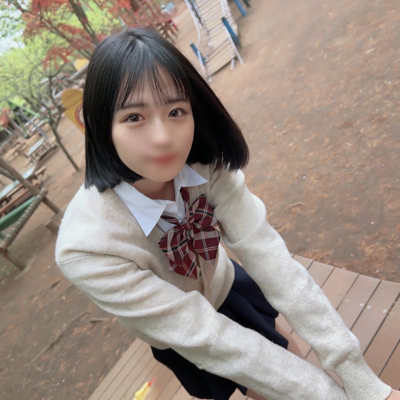 FC2-PPV-4558613 露臉！三天限定！！只有我才知道的害羞與未開發的身體，那清純可愛的女孩…在畢業前，我玷汙了那純潔的身體，然後在她陰道內射精（後編）