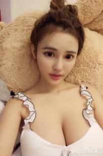 宫冷馨(Lris)人个资料微博生活照,宫冷馨 图片写真集