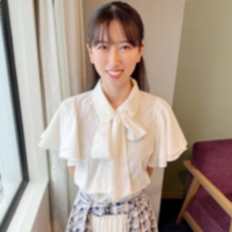 FC2-PPV-4575756 【三射】有名補習班講師的聰明美女白皙美體。久違的性愛讓她臉紅心跳加速,隱藏在真實姿態下的淫蕩腰肢,以及濕濕舔舐的口交千萬別錯過