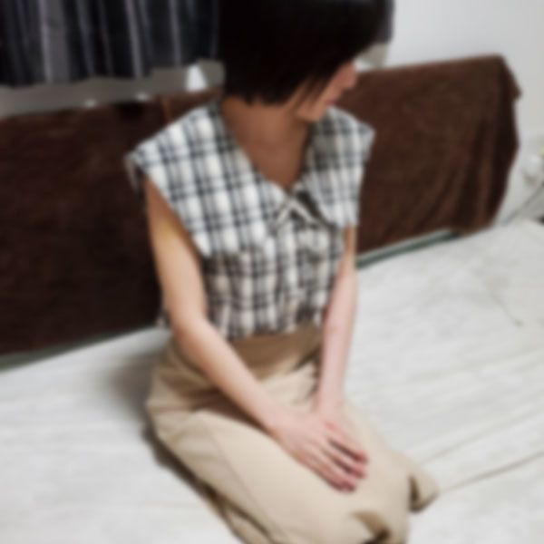 FC2-PPV-3601855 在外面做愛後、將美人人妻帶回房間好好中出