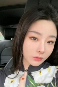 逗逗DouDou(Dou Dou)人个资料微博生活照,逗逗DouDou 是小逗逗图片写真集