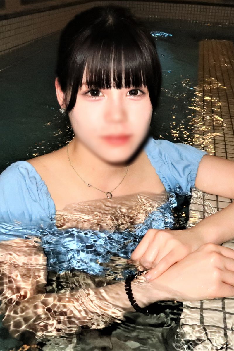 FC2-PPV-3312985 [※20000pt⇒1980pt][春假溫泉抽插旅］〈鬼可愛清楚系10代〉離開都會來到溫泉町！混浴SPA偷偷口交＆潮吹小穴顫抖痙攣絶頂～無責任中出2連續！　【流出嚴禁】