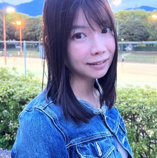 FC2-PPV-4434533 「理惠與AV監督莉莉」「【秘書課．瀧本】新人秘書來到前」