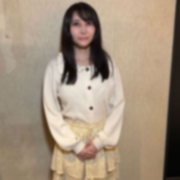 FC2-PPV-4680249 【無修正】【露臉】【中出】投資家老公的證券帳戶被盜取了……為了重新站穩與老公的生活，她接受了其他男人的肉棒並被中出。