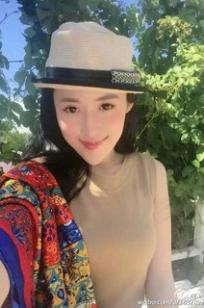 于墨默(yumomo)人个资料微博生活照,于墨默 图片写真集