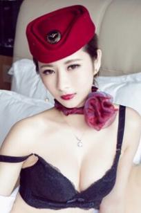 莉莉Lily(Lily)人个资料微博生活照,莉莉Lily 图片写真集