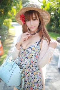 王馨瑶(Yanni)人个资料微博生活照,王馨瑶 图片写真集