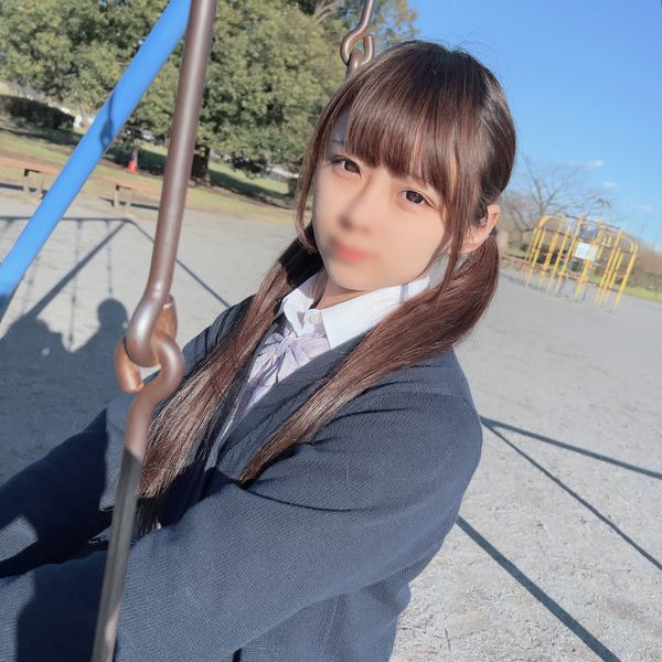 FC2-PPV-4472628 初拍、露臉！三天限定！自由奔放的現在生活的有點小高傲可愛的現代女！！臉被搞壞般流眼淚般有感的姿態，一面有著背德感一面被中出！！