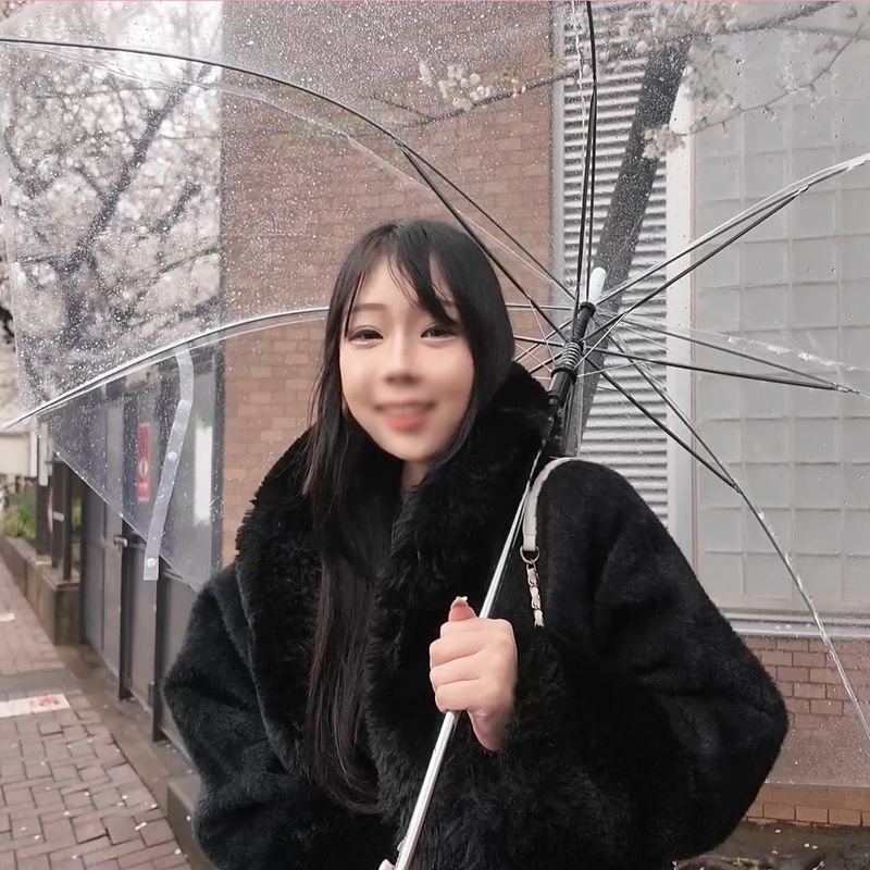 FC2-PPV-4680774 【初次拍攝】東京現職美乳護士。解放藏在護士服下的天然G罩杯，讓豐滿的身體顫抖，連續兩次射精