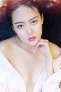 阿朱(azhu)人个资料微博生活照,阿朱 图片写真集