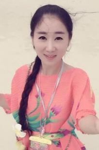 E杯奶茶(ebeinaicha)人个资料微博生活照,E杯奶茶 milk素颜图片写真集